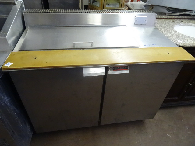lot 80 image: Star Metal RP-10-B Refrigerated Prep Station