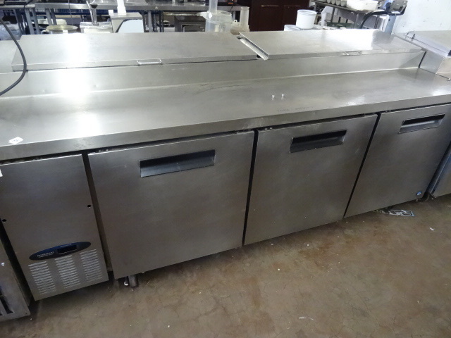 lot 88 image: Hoshizaki Commercial Refrigerated Prep Station