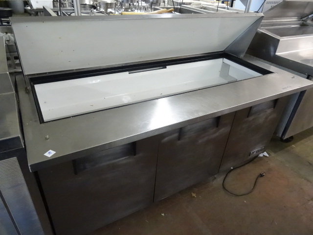 lot 90 image: True Refrigerated Prep Station.