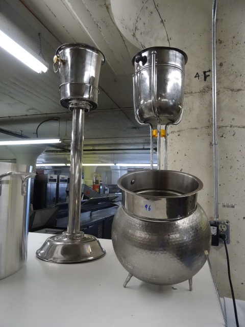 lot 96 image: 3 Wine Chillers
