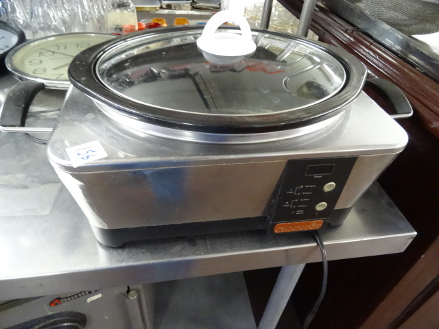 lot 156 image: Crock Pot Brand Slow Cooker
