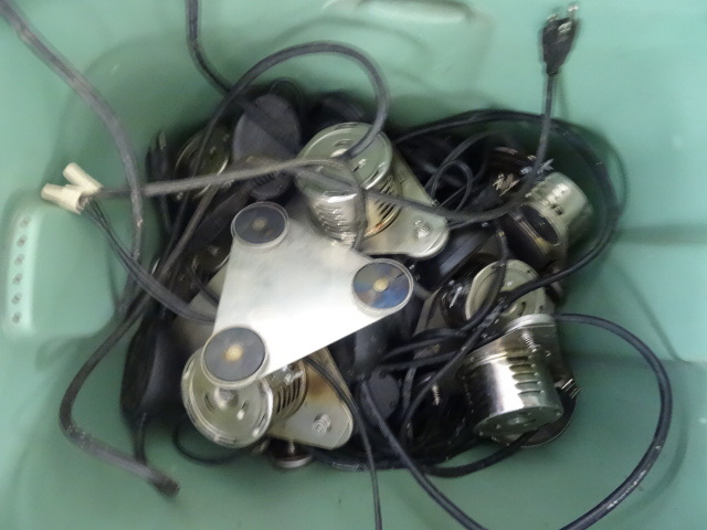 lot 162 image: Misc Under Mount Magnetic Electric Chaffing Pan Heaters