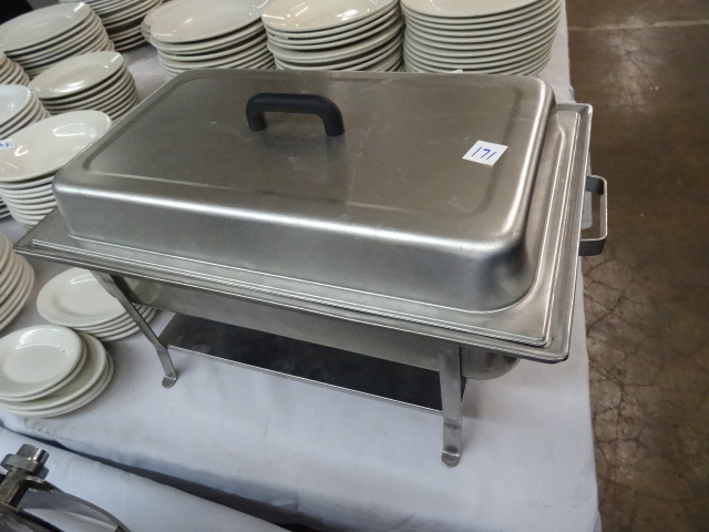 lot 171 image: Full Size Chaffing Pan