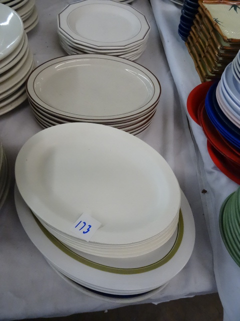 lot 173 image: Misc Oval and Round Plates