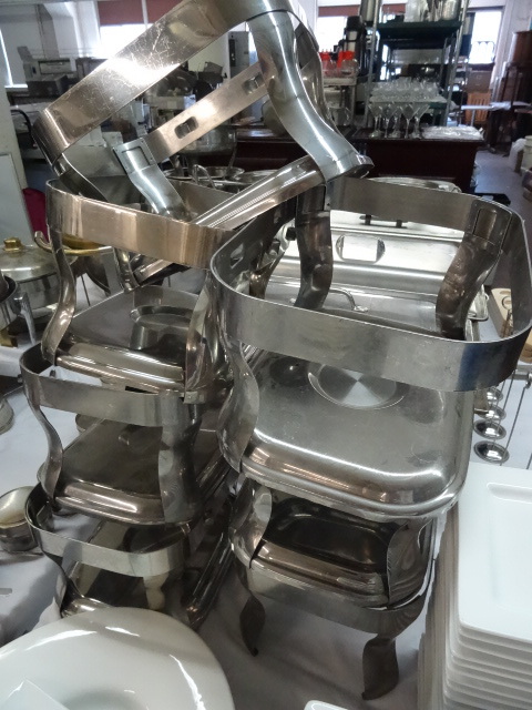 lot 188 image: 7 Chaffing Pan Stands