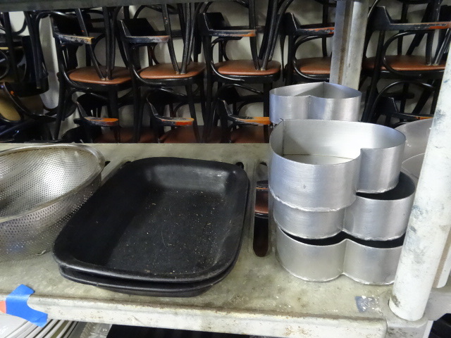 lot 230 image: Heart Shaped Cake Pans, Food Baskets,
