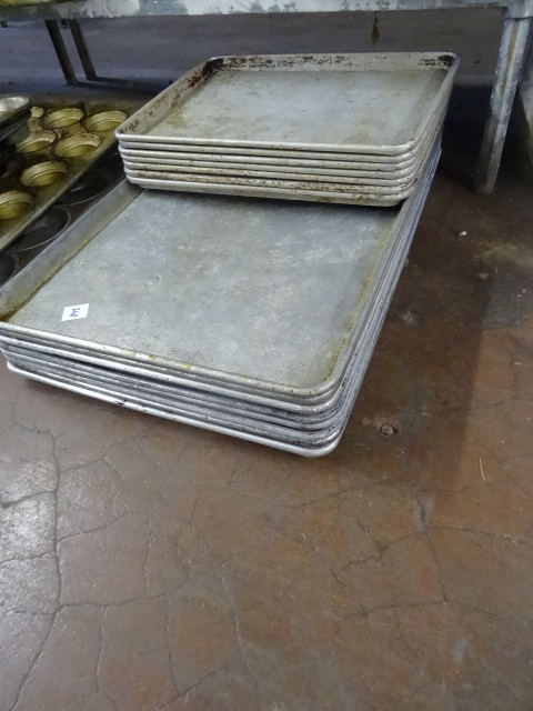 lot 240 image: 8 Full and 7 Half Baking Sheets