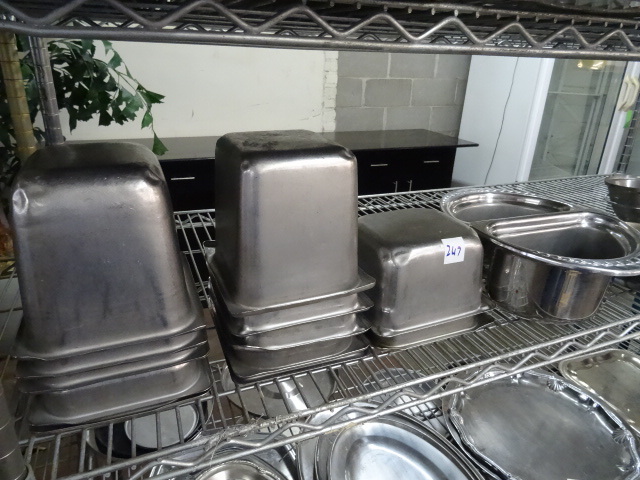 lot 247 image: Misc Metal Prep Pans And Metal Containers