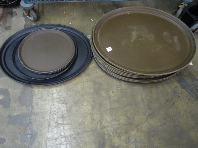 lot 263 image: Misc Waitress Trays