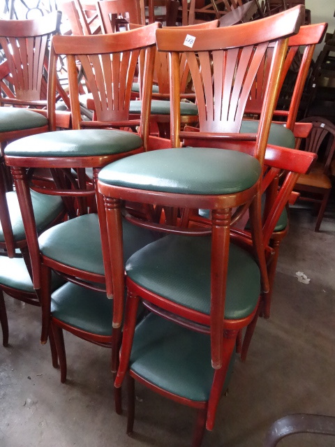 lot 268 image: 21 Wood Framed And Cushioned