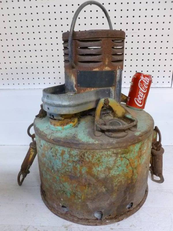 lot 2 image: Vintage Railroad Heater