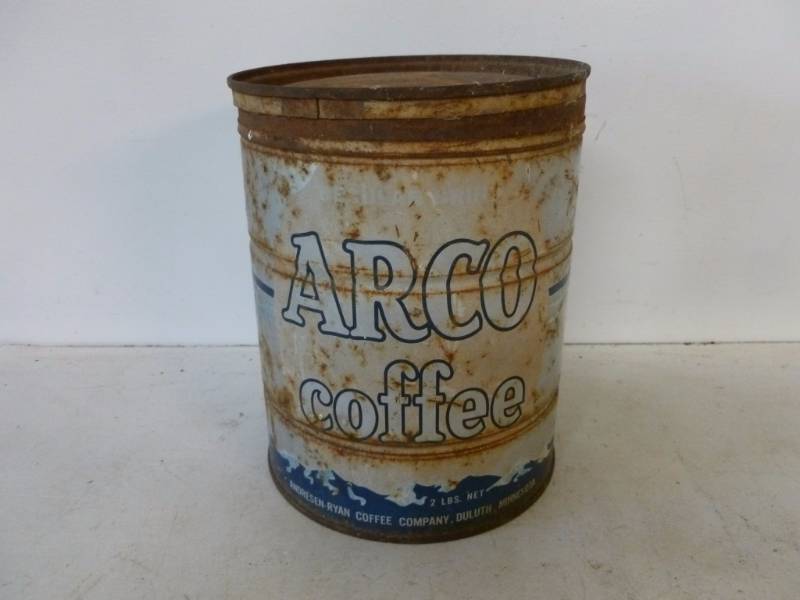 lot 71 image: Vintage Metal Container
