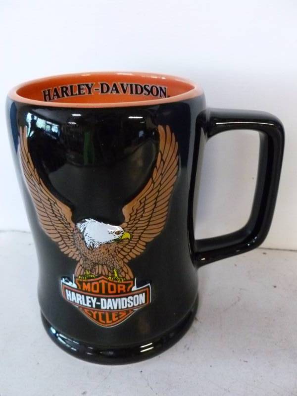 lot 91 image: Harley Davidson Collectible