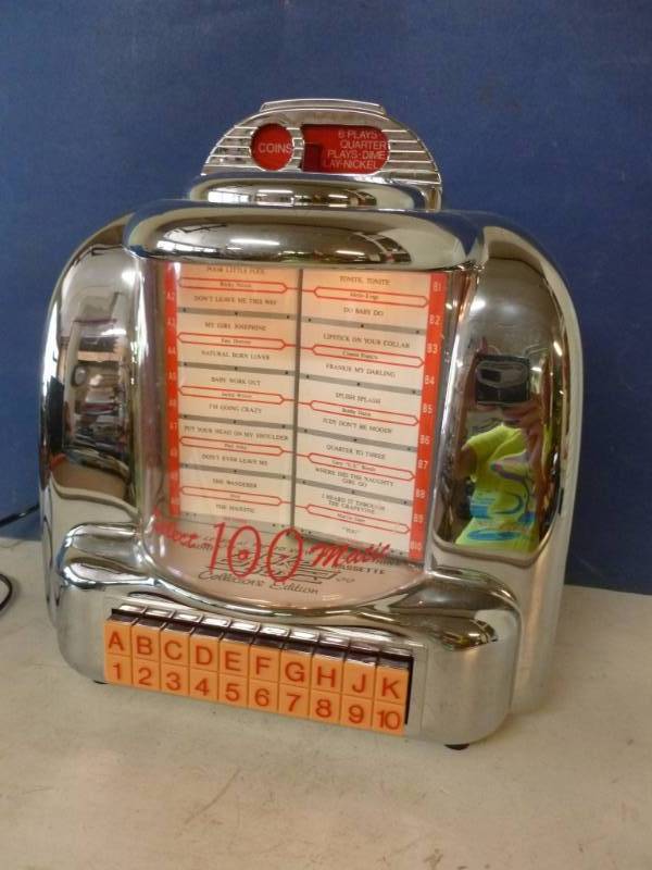 lot 101 image: Jukebox Radio