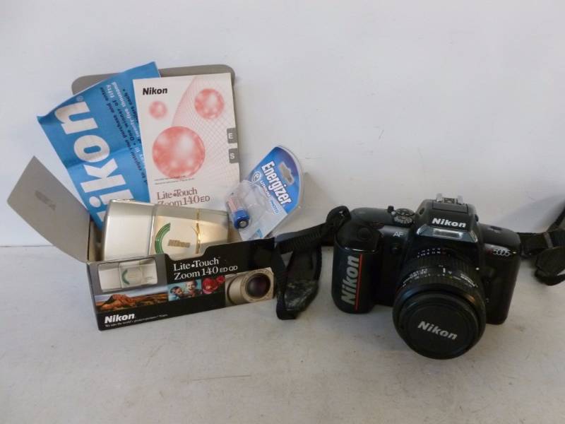 lot 105 image: Nikon Cameras