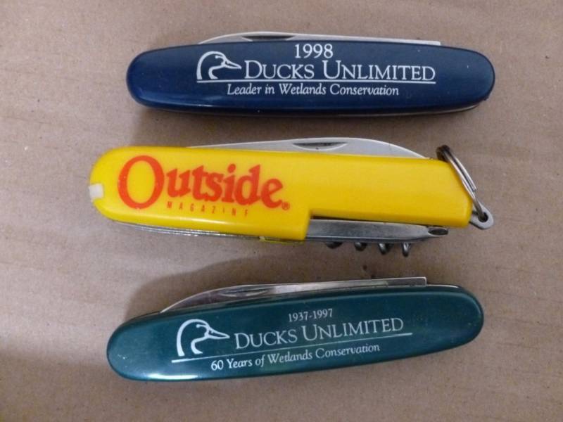 lot 164 image: Collector Knives