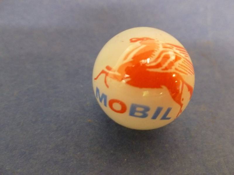 lot 170 image: Logo Marble