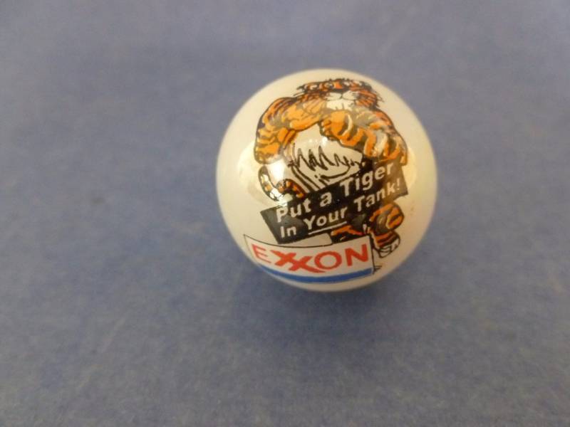 lot 171 image: Logo Marble