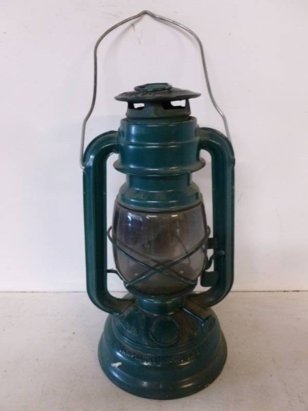 lot 184 image: Barn Lantern