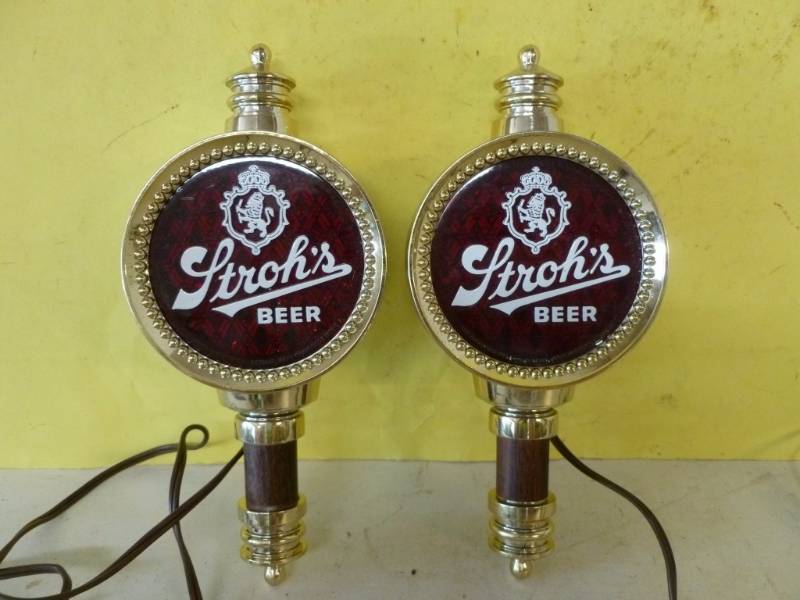 lot 234 image: Beer Lightup