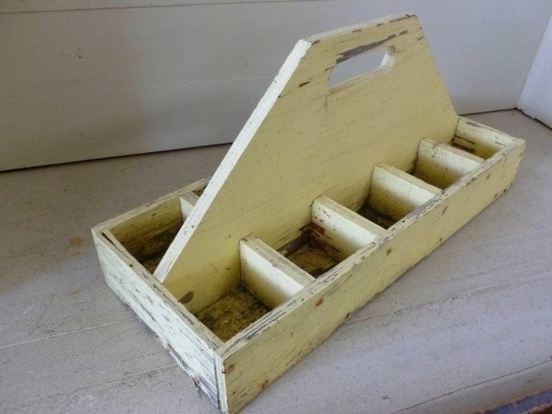 lot 241 image: Carpenters Box