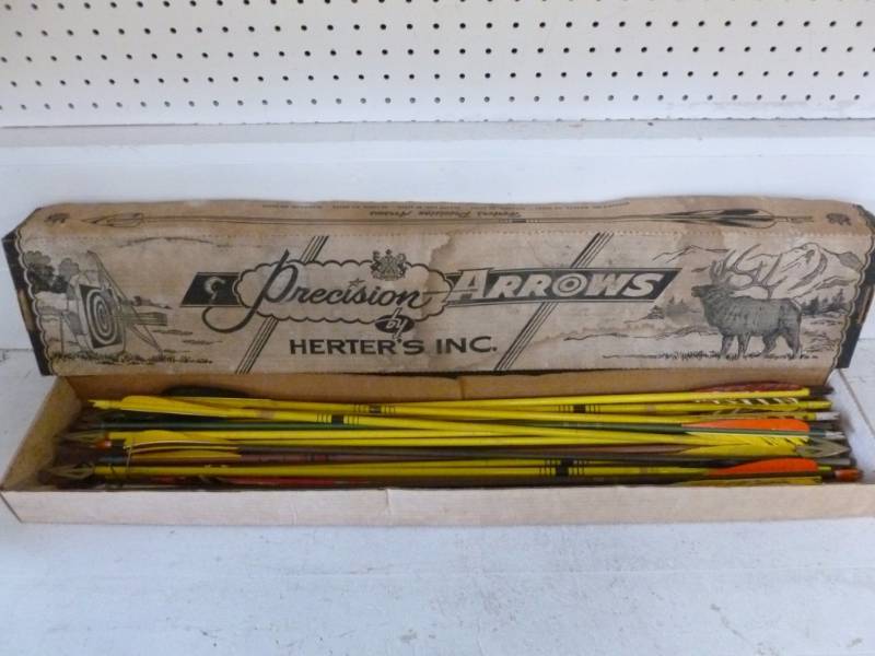 lot 257 image: Vintage Arrows