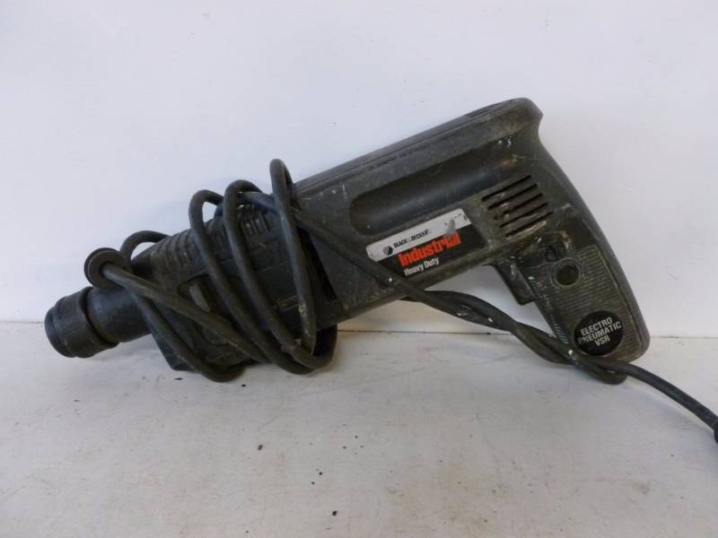 lot 274 image: Electric Drill