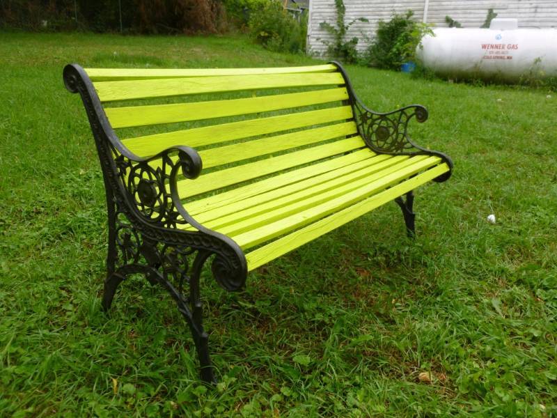 lot 308 image: Park Bench