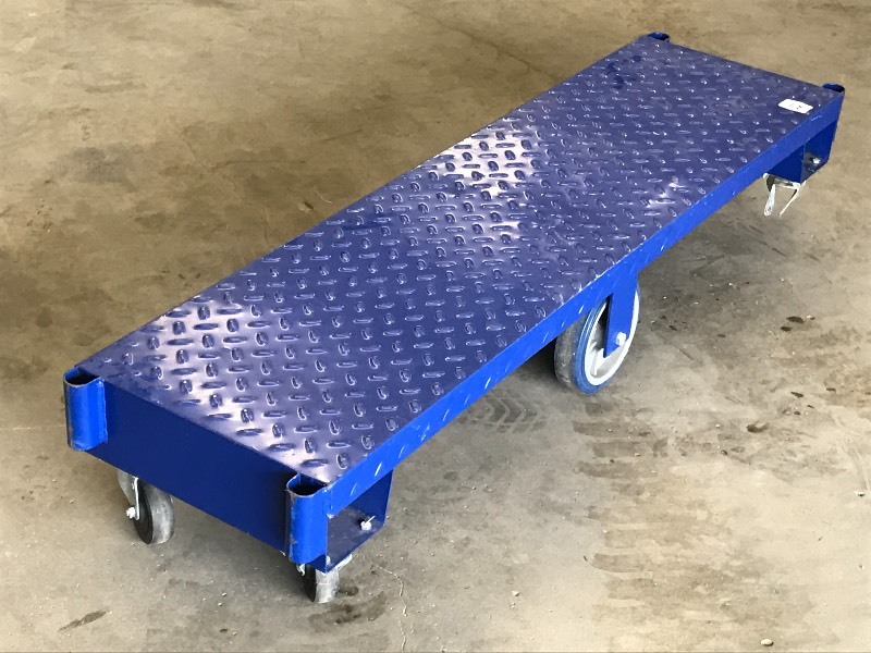 lot 27 image: Commercial Floor Cart