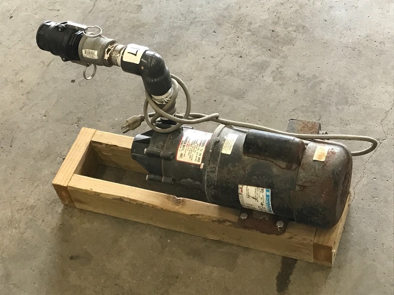 lot 47 image: March TE-7R-MD 115Volt 34HP Pump ...