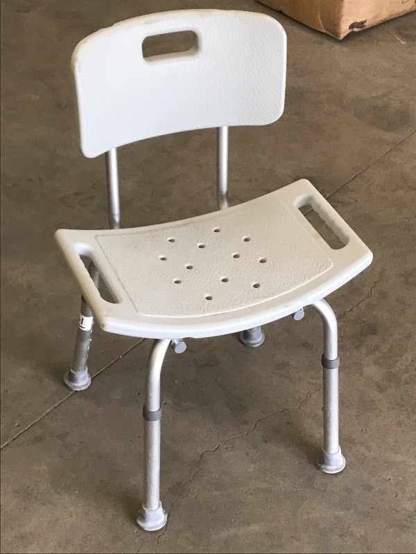 lot 61 image: Adjustable Height Shower Chair ...