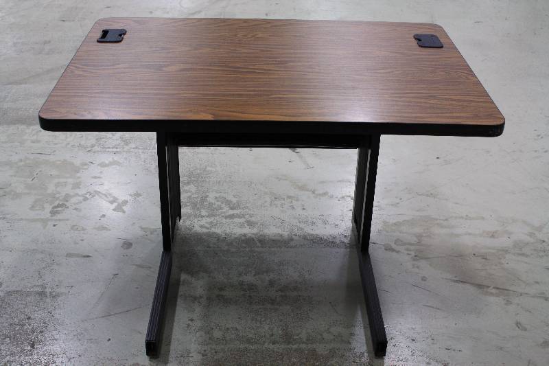 lot 51AA image: Heavy Duty Wood Desk  Table