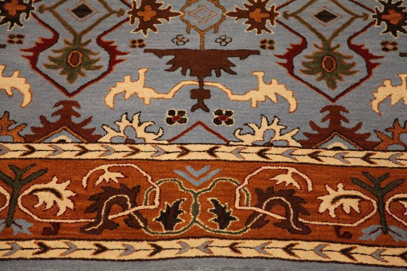 lot 134 image: 8 X 11 Area Rug 100% Wool