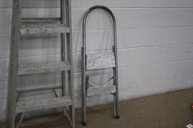 lot 113A image: Ladder and Step Ladder