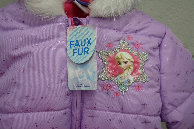 lot 208 image: Frozen 2T Winter Jacket - New
