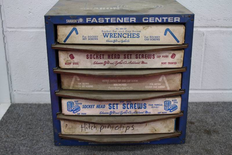 lot 214 image: Fastener Center
