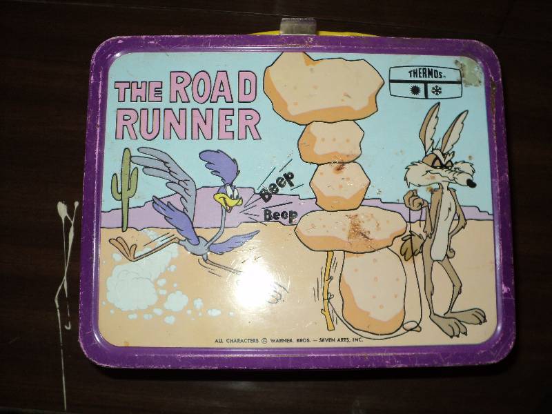 lot 87 image: metal road runner lunch box with th...