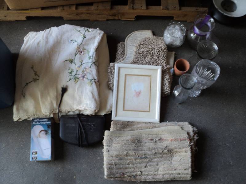 lot 97 image: box of misc....