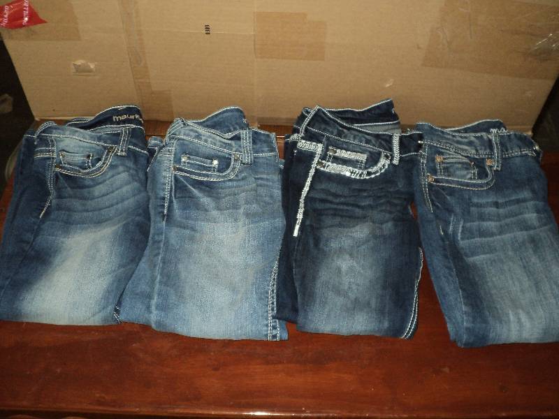lot 103 image: maurices capris and jeans, capris s...