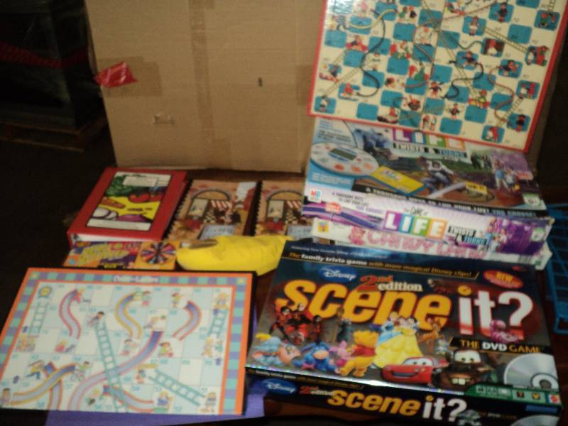 lot 104 image: box of cookbooks and games...
