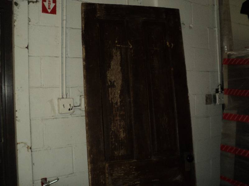lot 113 image: woood door with hardware, 30x80...