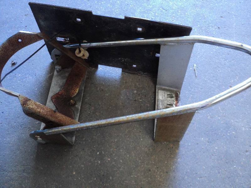 lot 141 image: motorcycle front tire mount...
