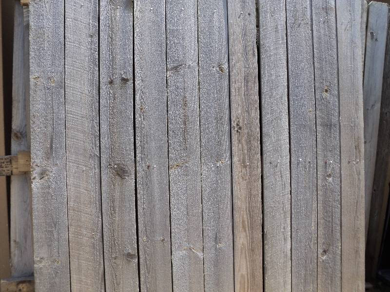 lot 170 image: 6 gray weathered fence panels, 5.5x...