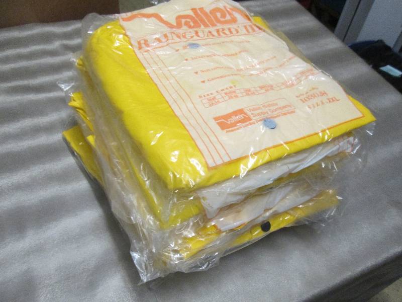 lot 6 image: Lot of 10 Vallen RainGuard III XXL ...