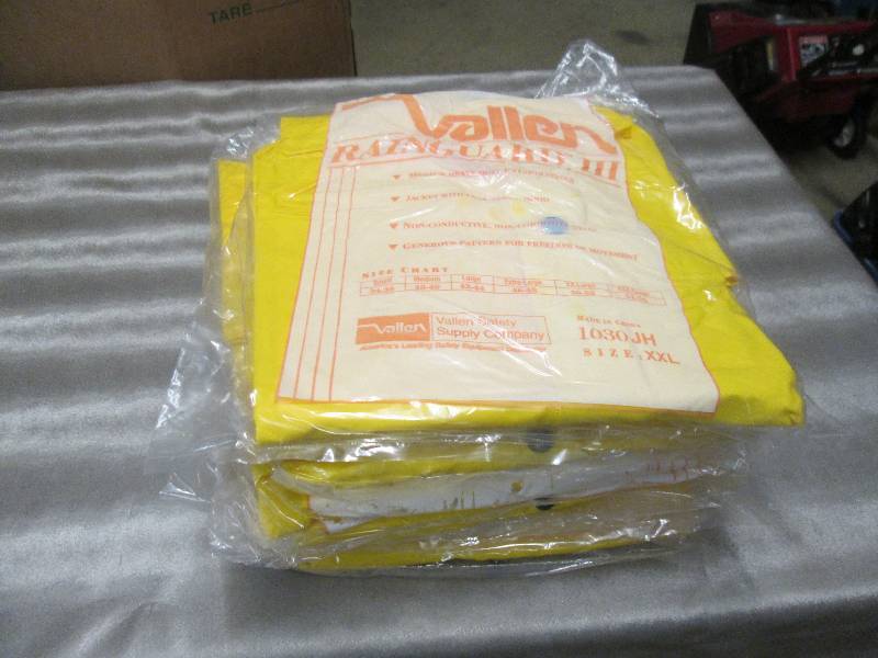 lot 8 image: Lot of 10 Vallen RainGuard III XXL ...