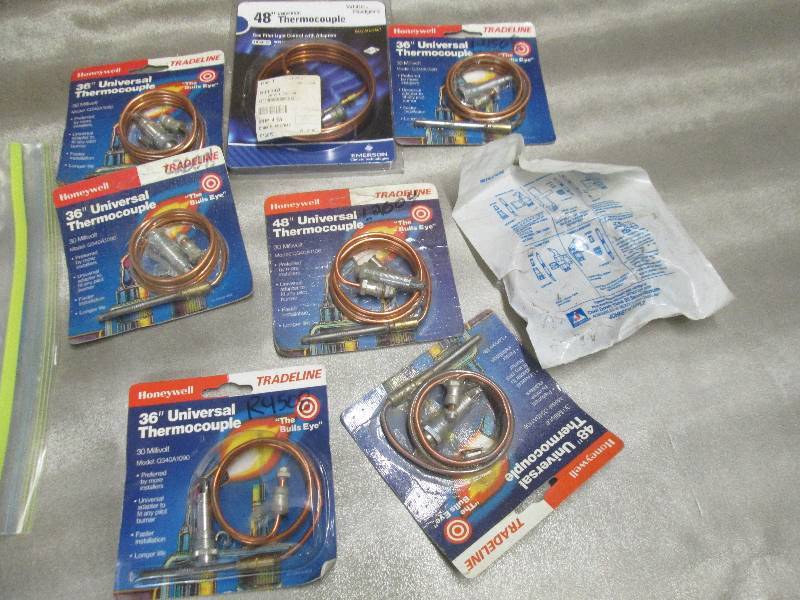 lot 15 image: Lot of 8 Universal Thermocouples...
