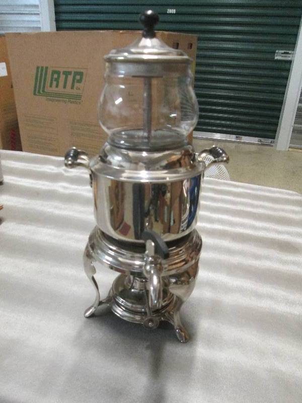 lot 22 image: Collectable Coffee Urn...