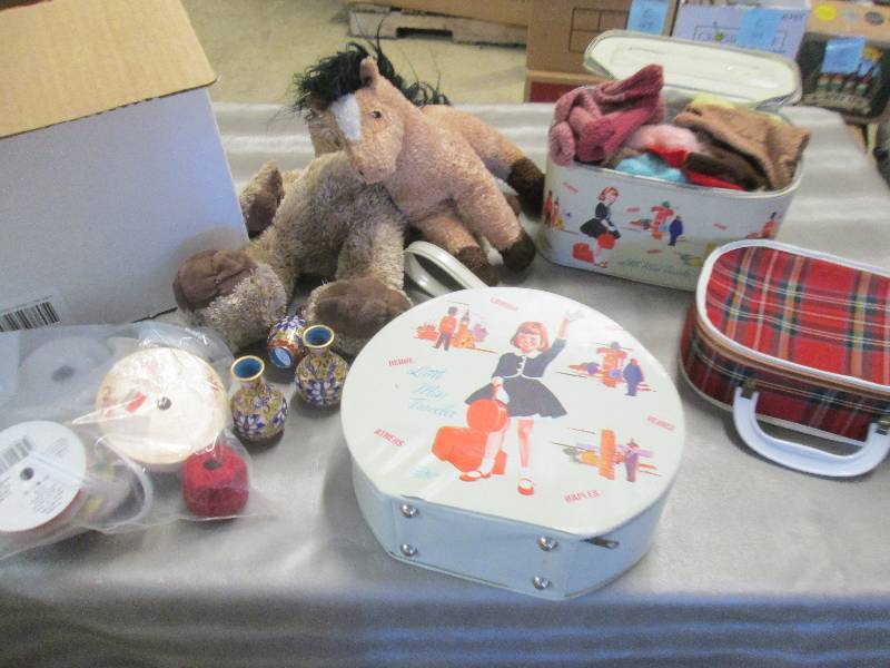 lot 47 image: Vintage Toy Luggage with knit doll ...