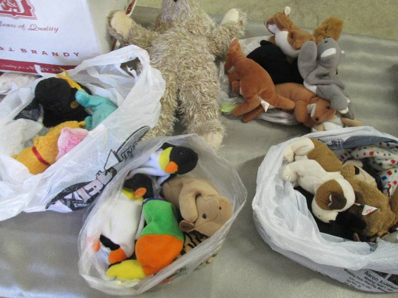 lot 96 image: Beanie Babies, 4 Bags, 1995, 1996,2...