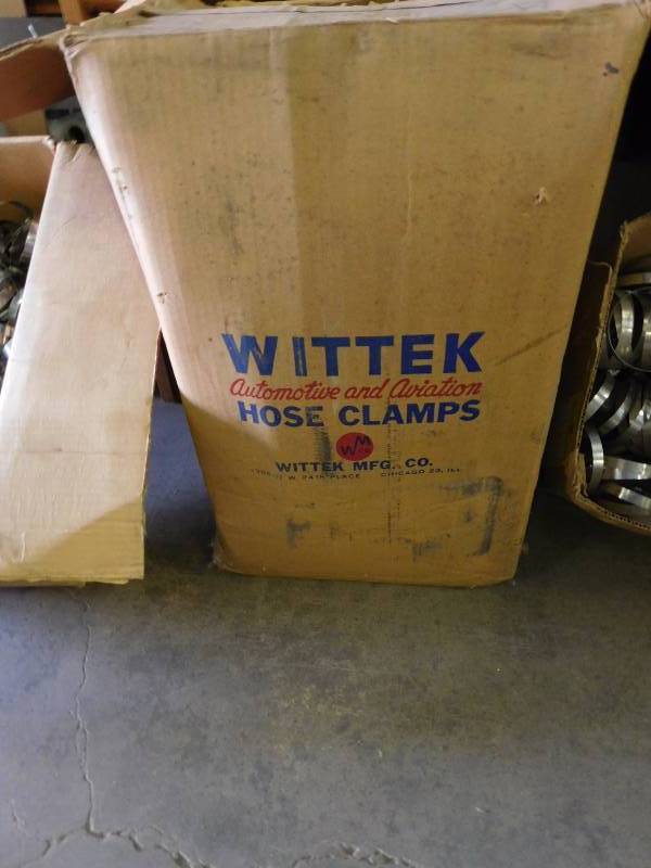 lot 48 image: Various Automotive and Aviation  Metal Hose Clamps